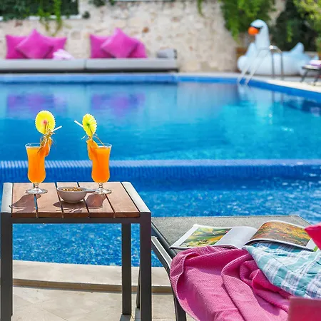 Kalkan Suites