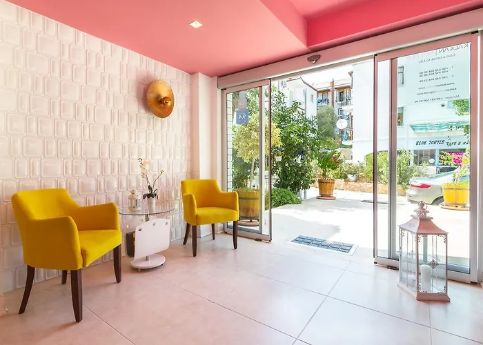 ホテル Kalkan Suites カルカン
