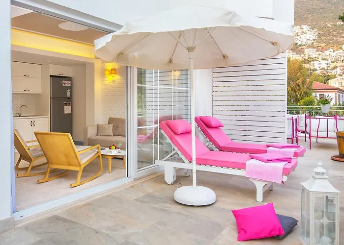 ホテル Kalkan Suites