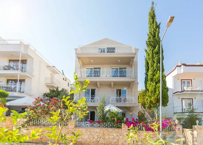 Kalkan Suites カルカン
