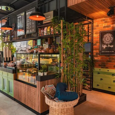 מלון Kalkan Suites *