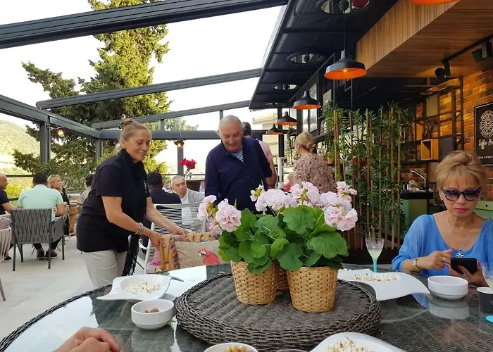 מלון Kalkan Suites קלקן