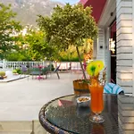 Kalkan Suites Hotel *