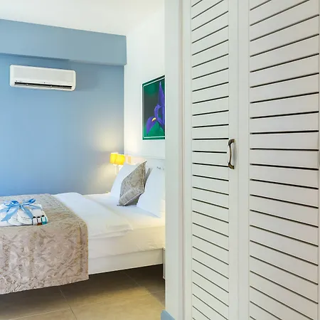 Kalkan Suites *